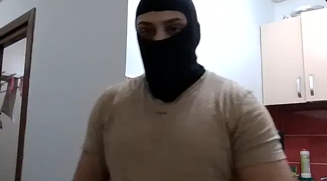 Snapshot of marianmin chatting on 03-11-25, 02:51 marianmin online show from 03-11-25, 02:51