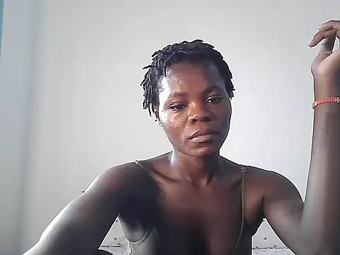 Snapshot of petiteebony_81 chatting on 11-19-25, 04:23 petiteebony 81 online show from 11-19-25, 04:23