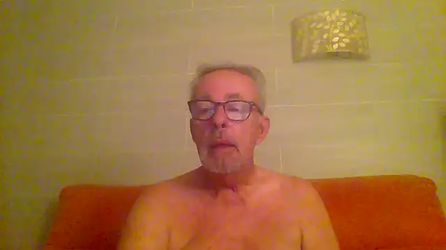 tuggy59 online show from 09-09-25, 04:23