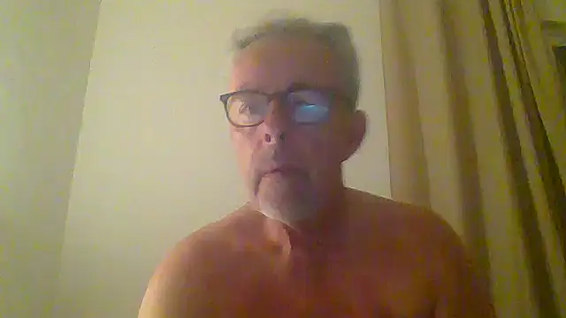 tuggy59 online show from 09-11-25, 05:07