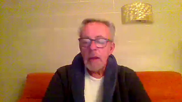 tuggy59 online show from 12-23-25, 06:33