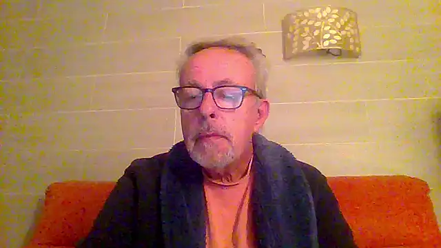 tuggy59 online show from 01-11-26, 06:18