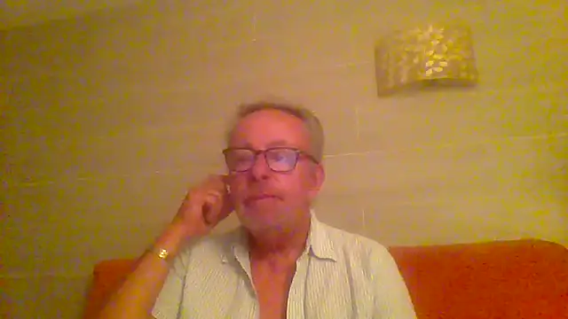 tuggy59 online show from 04-21-26, 04:08