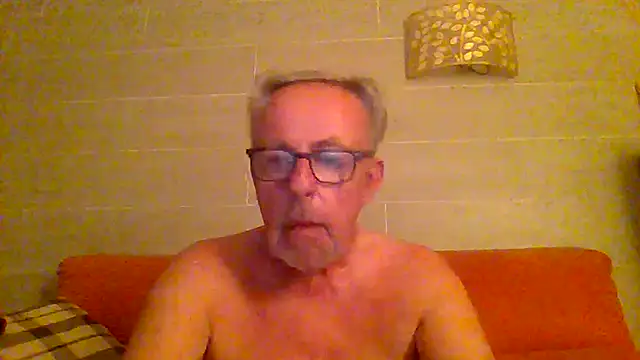 tuggy59 online show from 07-21-26, 03:42