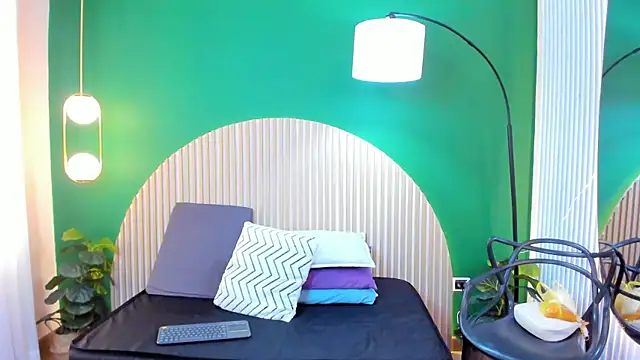 taylor bennet online show from 04-29-26, 12:09