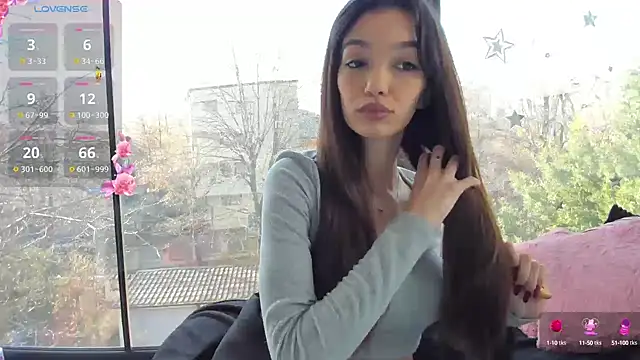 Sassy Teen online show from 12-17-24, 10:55