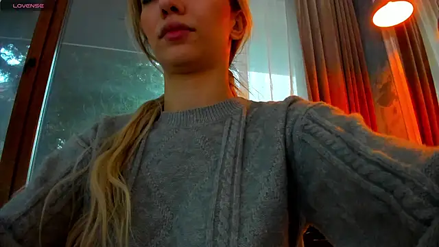 Sassy Teen online show from 03-22-26, 08:51