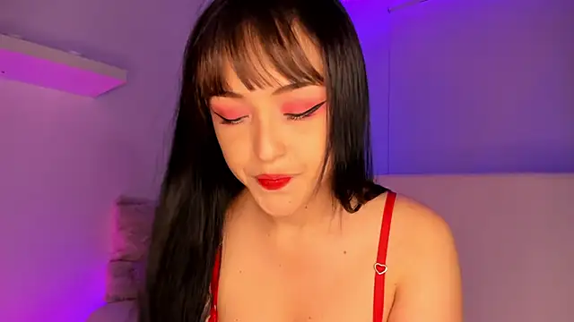 Snapshot of Gloomydoll chatting on 01-13-25, 09:09 Gloomydoll online show from 01-13-25, 09:09