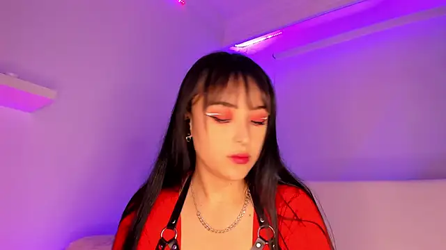 Snapshot of Gloomydoll chatting on 01-18-25, 05:48 Gloomydoll online show from 01-18-25, 05:48