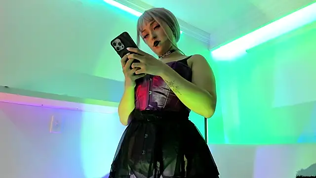 Snapshot of Gloomydoll chatting on 02-12-25, 08:40 Gloomydoll online show from 02-12-25, 08:40