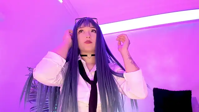 Snapshot of Gloomydoll chatting on 10-09-25, 07:23 Gloomydoll online show from 10-09-25, 07:23