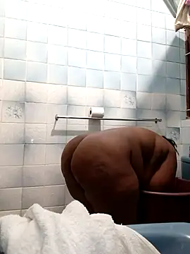 Real1SweetQueen online show from 02-14-25, 05:36