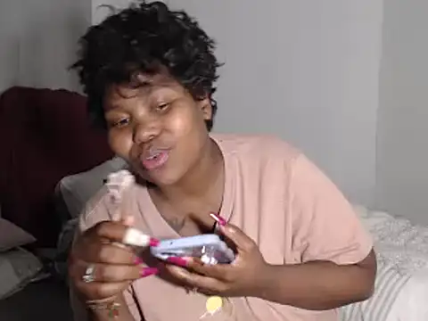 Real1SweetQueen online show from 10-04-25, 07:56