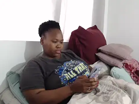 Real1SweetQueen online show from 10-09-25, 07:50