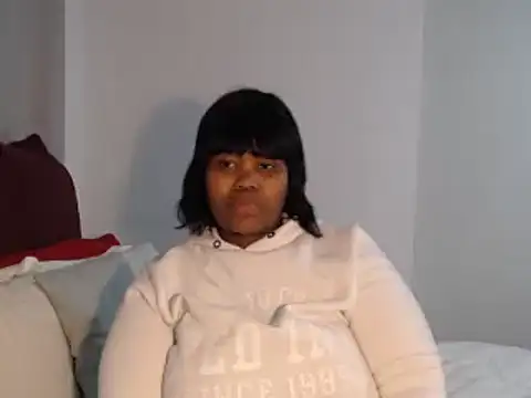 Real1SweetQueen online show from 10-26-25, 04:35