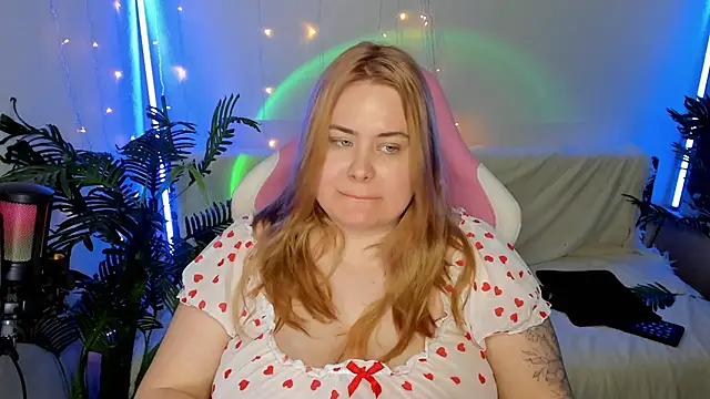 Snapshot of Akemi_BBW chatting on 01-23-25, 09:39 Akemi BBW online show from 01-23-25, 09:39