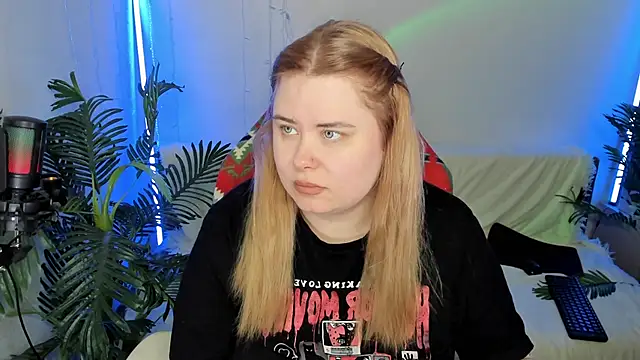 Snapshot of Akemi_BBW chatting on 02-06-25, 09:28 Akemi BBW online show from 02-06-25, 09:28