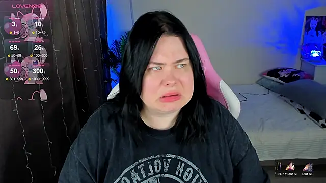 Snapshot of Akemi_BBW chatting on 11-12-25, 05:08 Akemi BBW online show from 11-12-25, 05:08