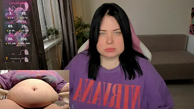 Snapshot of Akemi_BBW chatting on 12-01-25, 07:13 Akemi BBW online show from 12-01-25, 07:13