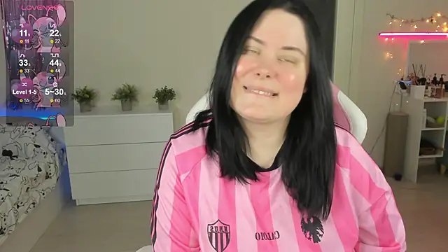 Snapshot of Akemi_BBW chatting on 06-12-26, 10:03 Akemi BBW online show from 06-12-26, 10:03