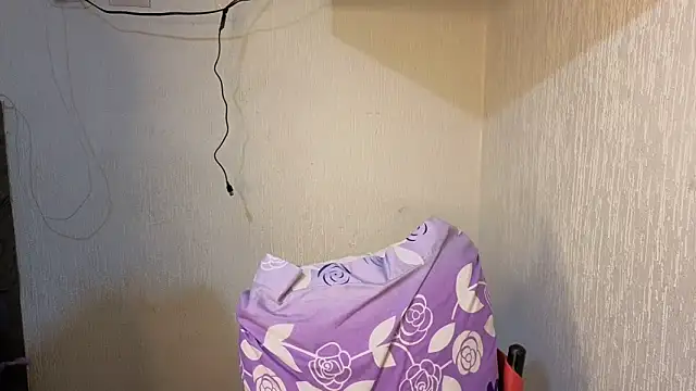 zoe adhara online show from 04-27-26, 10:19