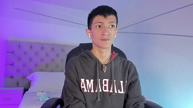 DereckCooperr online show from 12-29-24, 06:27