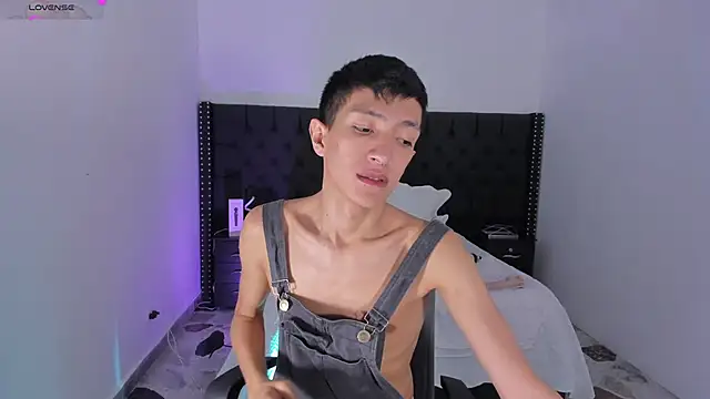 DereckCooperr online show from 01-03-25, 12:11