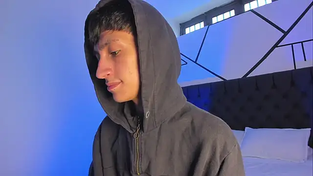 DereckCooperr online show from 03-12-25, 09:45