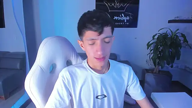 DereckCooperr online show from 03-17-25, 03:57