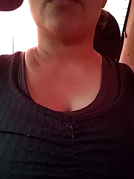 Snapshot of _Bella_Candy_ chatting on 12-16-24, 09:20 Bella Candy online show from 12-16-24, 09:20