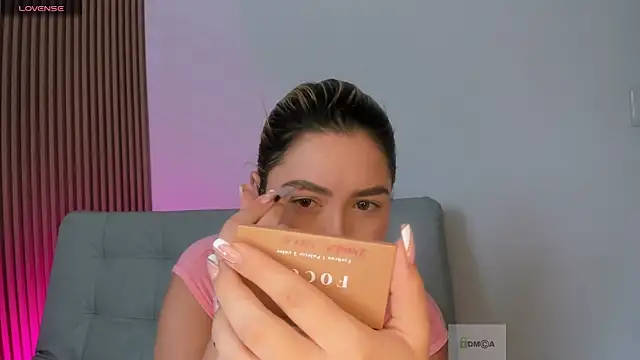 Snapshot of susan__hills chatting on 02-03-25, 01:08 susan hills online show from 02-03-25, 01:08