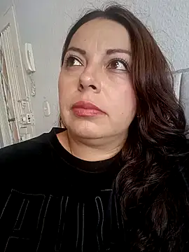 Snapshot of seherlatin chatting on 11-16-25, 03:50 seherlatin online show from 11-16-25, 03:50