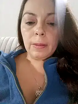 Snapshot of seherlatin chatting on 11-24-25, 12:10 seherlatin online show from 11-24-25, 12:10