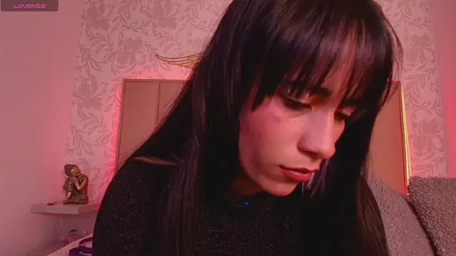 monserrat towers online show from 10-28-25, 01:58