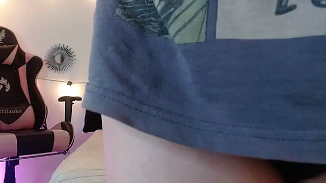 Katy Van online show from 02-07-25, 08:33