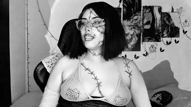 willow poisson online show from 10-18-25, 05:46