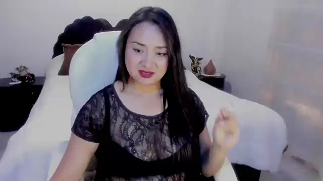 Snapshot of emilydolshe2 chatting on 01-20-25, 06:53 emilydolshe2 online show from 01-20-25, 06:53