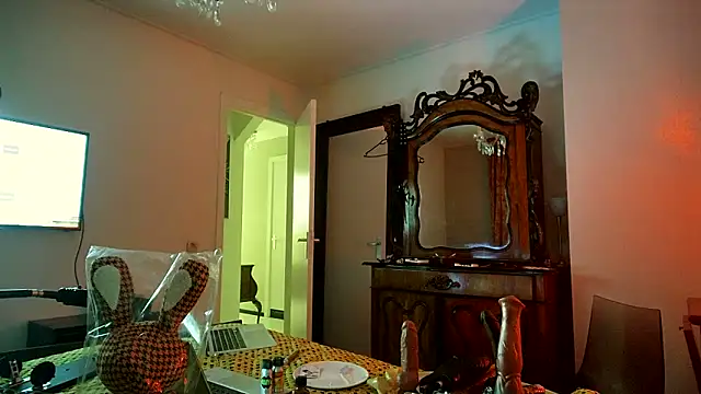 CharlotteVixxens online show from 11-21-25, 01:37