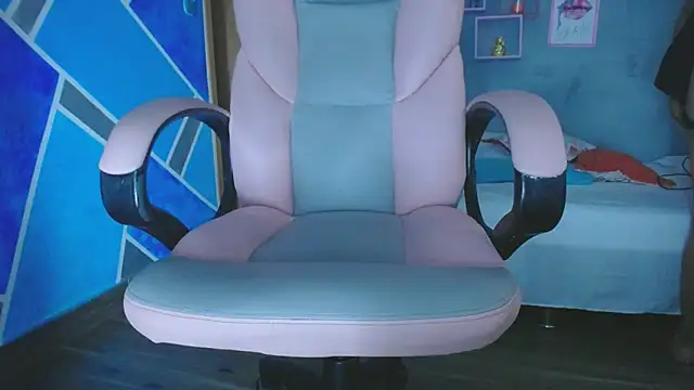 MeganMilF2 online show from 02-09-25, 10:11