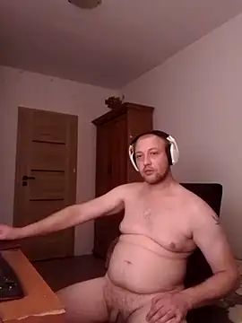 Snapshot of chubbybttm01 chatting on 12-14-24, 11:34 chubbybttm01 online show from 12-14-24, 11:34