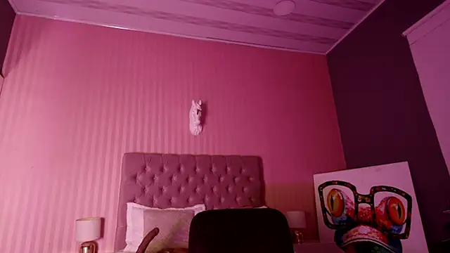 Snapshot of Martina_Haley chatting on 12-28-24, 09:52 Martina Haley online show from 12-28-24, 09:52