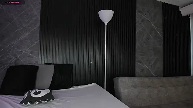 AdammClark1 online show from 11-06-25, 10:10