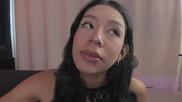 AdammClark1 online show from 11-18-25, 09:41