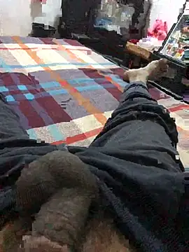 Snapshot of Fariboykin chatting on 03-09-26, 08:57 Fariboykin online show from 03-09-26, 08:57