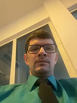 Juliano2289 online show from 05-06-26, 05:29