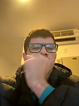 Juliano2289 online show from 05-10-26, 06:13