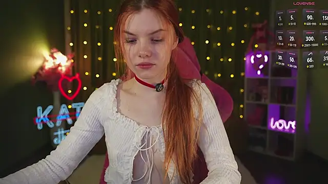 Snapshot of Katy__Ethereal chatting on 09-27-25, 02:16 Katy Ethereal online show from 09-27-25, 02:16