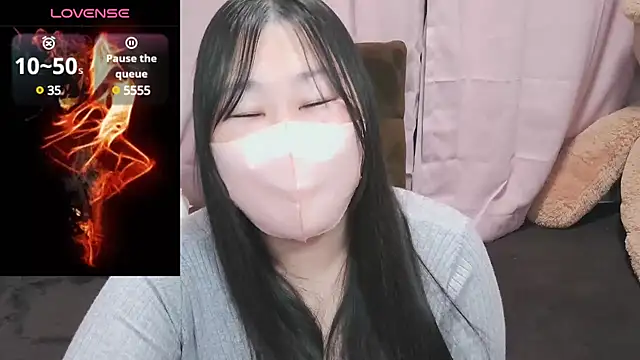 Snapshot of yuinyan3150 chatting on 01-27-25, 10:38 yuinyan3150 online show from 01-27-25, 10:38