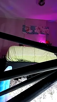 Snapshot of Lia_Roxx chatting on 01-21-25, 04:58 Lia Roxx online show from 01-21-25, 04:58