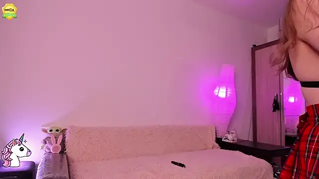 EvaUniporn online show from 04-27-26, 04:49